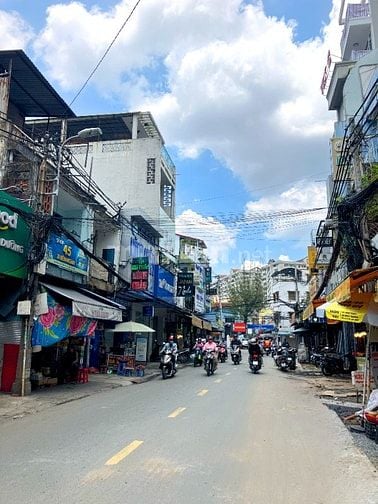 🌷 🌷 🌷 BÁN NHÀ MẶT TIỀN CHỢ THỊ NGHÈ : 22 PHAN VĂN HÂN - P. 19 -  BT