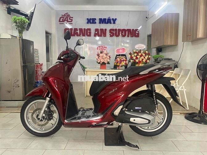 Honda SH 125 đk 2022 màu đỏ BST chính chủ
