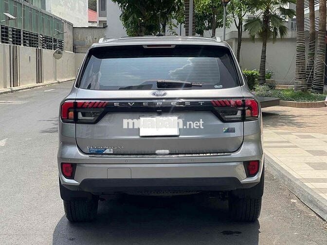 Ford Everest Titanium 1 cầu 2022 - 35.000 km