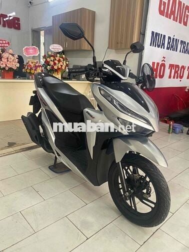 Honda Vario 150 đk 2019 màu bạc porsche bstp