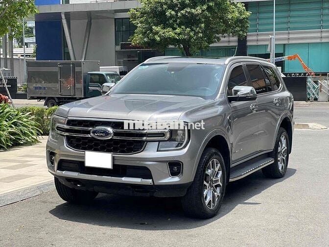 Ford Everest Titanium 1 cầu 2022 - 35.000 km