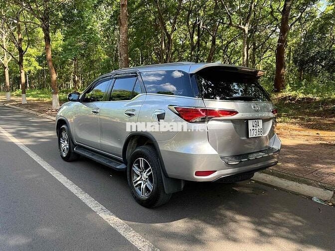 Toyota Fortuner 2017 2.4G 4x2 - 92000 km