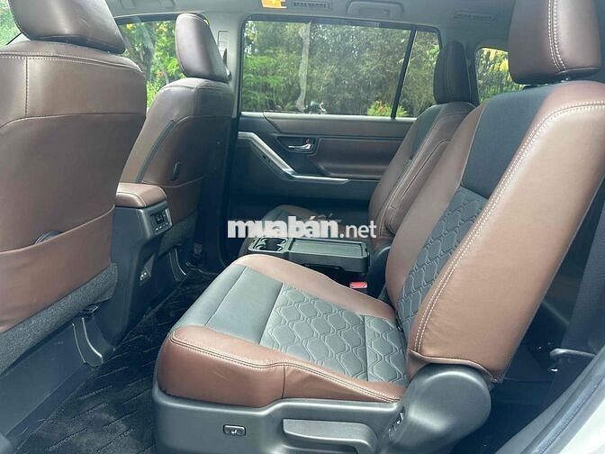 Toyota Innova Cross 2023 HEV - 8000 km