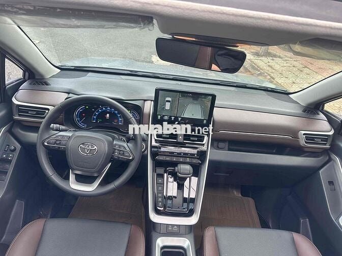 Toyota Innova Cross 2023 HEV - 8000 km