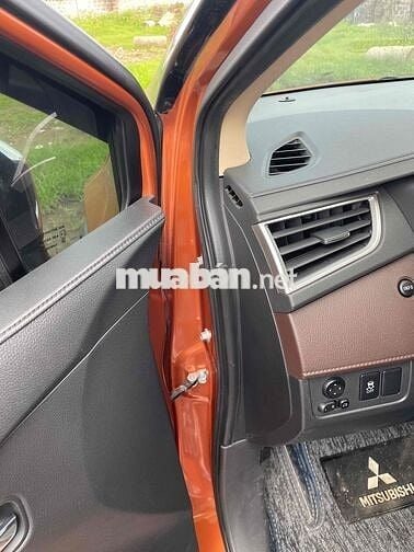 Mitsubishi Xpander Cross 2021 AT - 45000 km xe đe