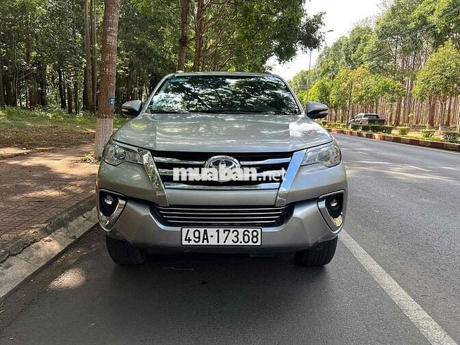 Toyota Fortuner 2017 2.4G 4x2 - 92000 km
