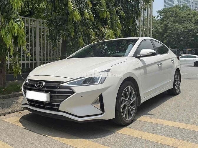 Hyundai Elantra 2.0 GLS sx 2021 màu trắng đẹp