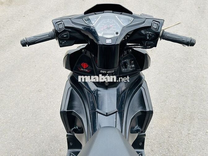 HONDA AIR BLADE 125 ĐỜI CHÓT ĐÈN LED ZIN BIỂN 29