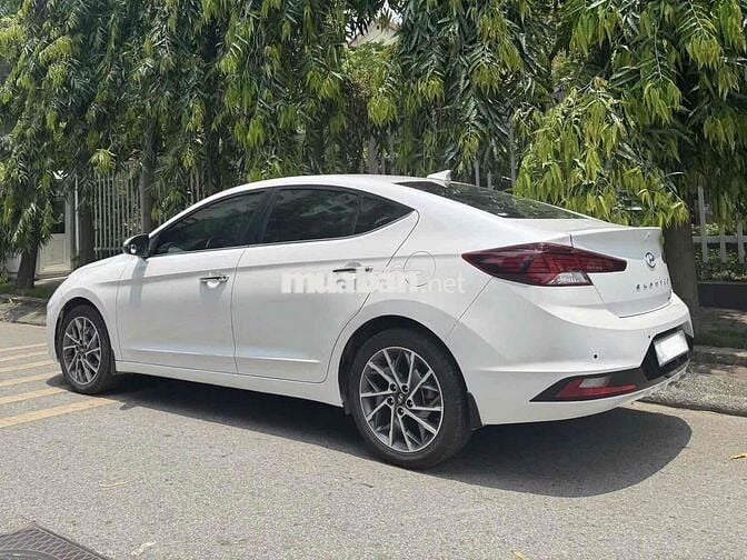 Hyundai Elantra 2.0 GLS sx 2021 màu trắng đẹp