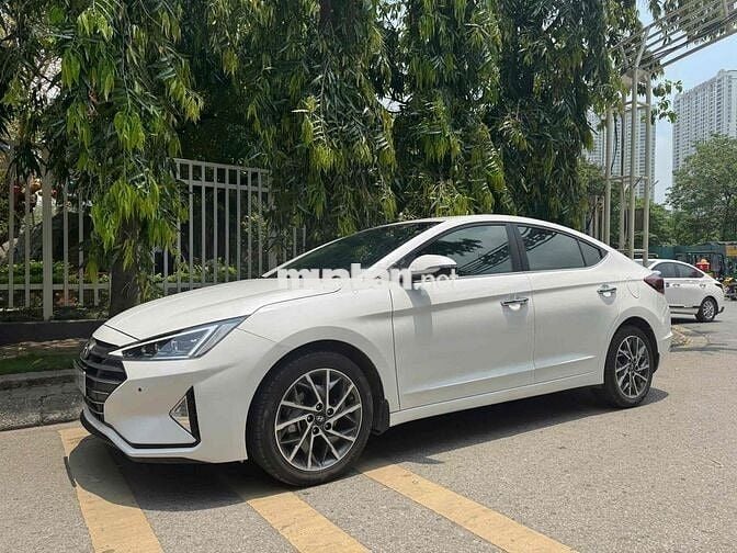 Hyundai Elantra 2.0 GLS sx 2021 màu trắng đẹp