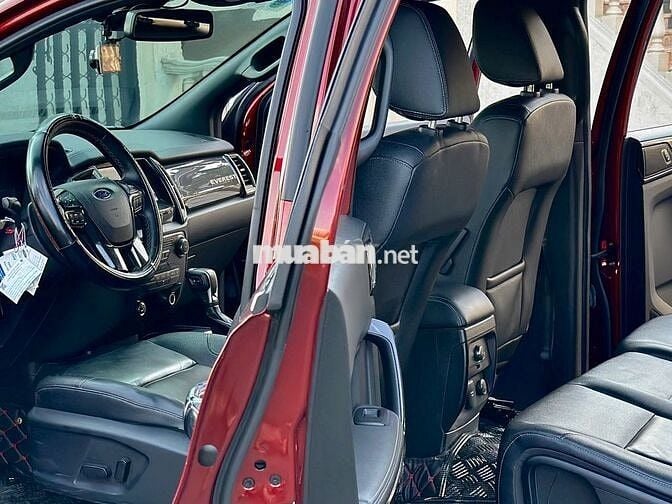 Ford Everest 2021 Titanium 2.0L 4x2 AT - 30000 km