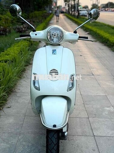 VESPA TRẮNG MÁY  NGUYÊN ZIN