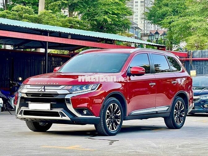 Outlander 2020 2.0 Pre 56000km chất xe còn rất mới