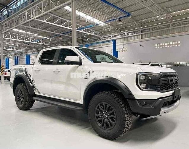 Ford Raptor 2025 ưu đãi tốt sở hữu chỉ từ 320triệu