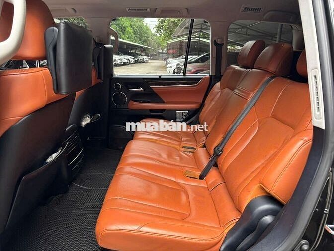 Lexus LX 570 đời 2016 chính chủ