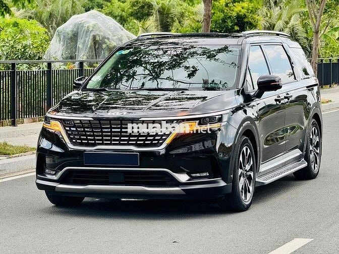 Kia Carnival 2021 2.2D Signature ĐKLĐ 02/2022