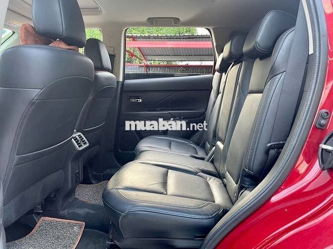 Outlander 2020 2.0 Pre 56000km chất xe còn rất mới