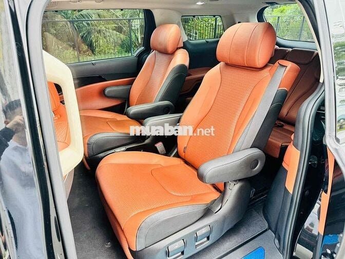 Kia Carnival 2021 2.2D Signature ĐKLĐ 02/2022