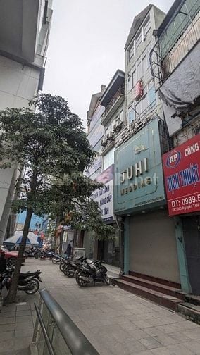 CHO THUÊ NHÀ ĐẸP GIÁ RẺ PHỐ NGUYỄN TRÃI