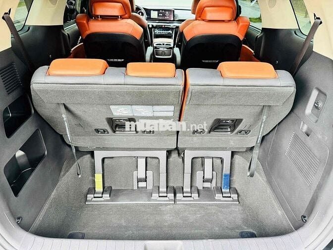 Kia Carnival 2021 2.2D Signature ĐKLĐ 02/2022