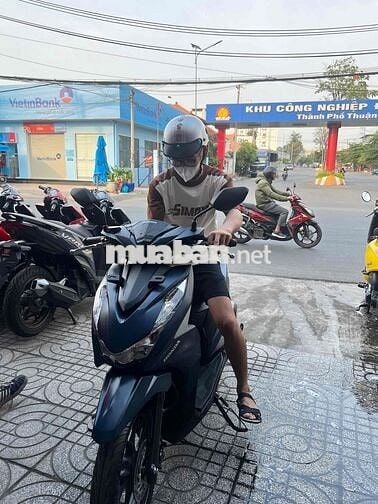 em cần tiền bán gấp xe honda BEAT