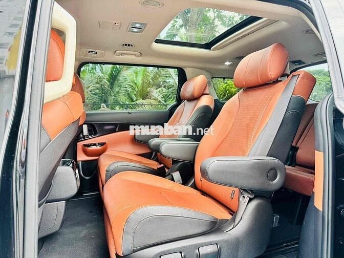 Kia Carnival 2021 2.2D Signature ĐKLĐ 02/2022