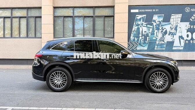 GLC200 4Matic Model 2024 - Gốc HCM - Sơn zin 100%