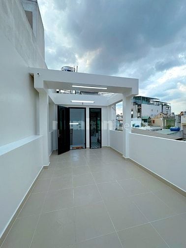 Nhà mới xây siêu đẹp, giá rẽ.hẻm 30 Thích Quảng Đức, hiếm nhà bán