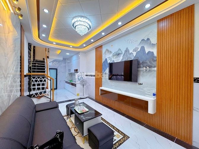 Nhà mới xây siêu đẹp, giá rẽ.hẻm 30 Thích Quảng Đức, hiếm nhà bán
