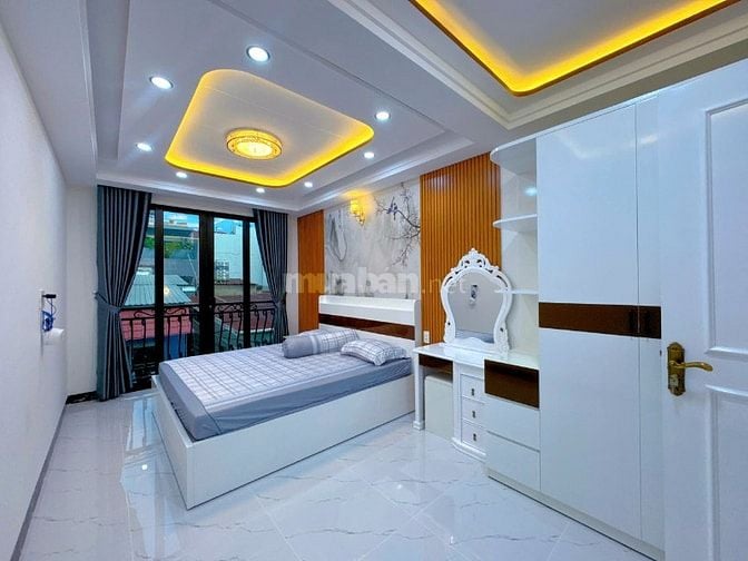 Nhà mới xây siêu đẹp, giá rẽ.hẻm 30 Thích Quảng Đức, hiếm nhà bán
