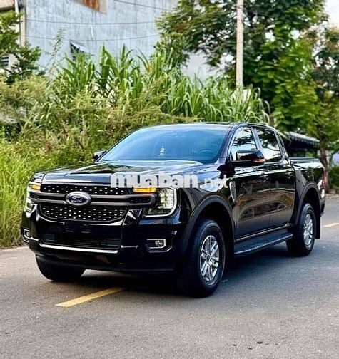 Ford Ranger XLS 2024 AT 1 cầu - 17000 km