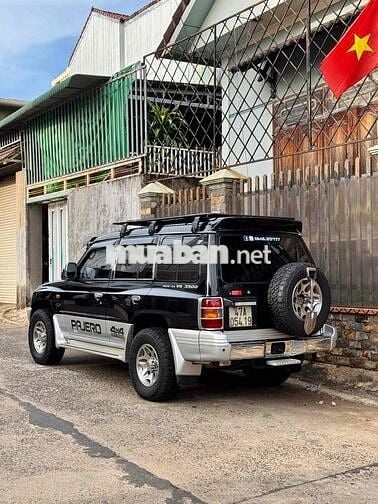 Mitsubishi Pajero V45 Supreme V6 3.5 4x4