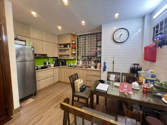 NHANH! NHÀ 6 TẦNG PHỐ THÁI THỊNH, MẶT NGÕ THÔNG Ô TÔ TRÁNH, CHỈ 7.X TỶ