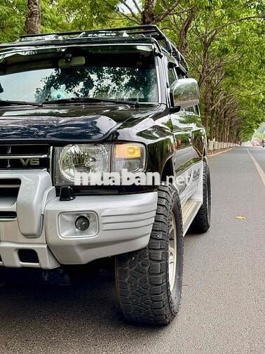 Mitsubishi Pajero V45 Supreme V6 3.5 4x4