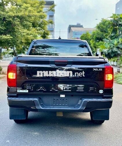 Ford Ranger XLS 2024 AT 1 cầu - 17000 km
