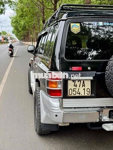 Mitsubishi Pajero V45 Supreme V6 3.5 4x4