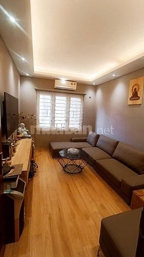 Bán nhà Đội Cấn, 2 mặt thoáng- ô chờ thang máy-DT 47m2- 4Tầng- 8,6 tỷ 