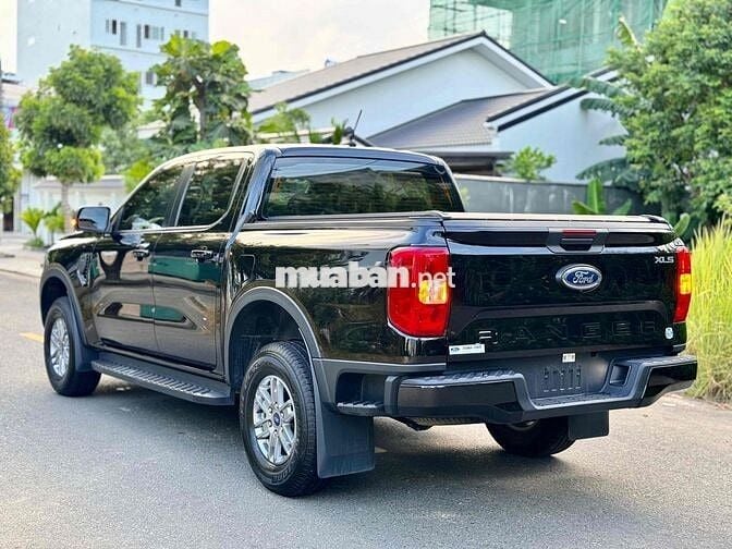 Ford Ranger XLS 2024 AT 1 cầu - 17000 km