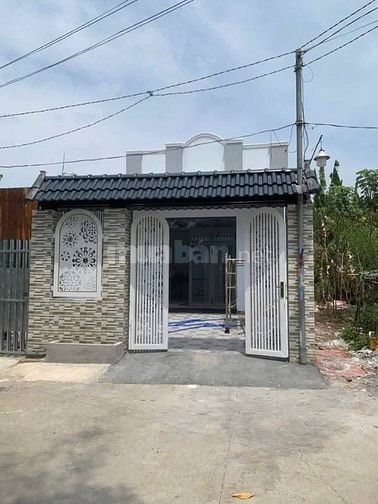 Vỡ nợ nên cần bán gấp nhà Đ. Trần Tử Bình, Củ Chi 113m2 SHR. Giá 650tr