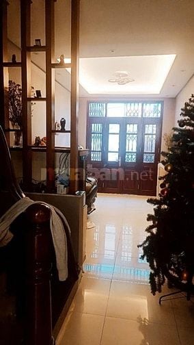Bán nhà Đội Cấn, 2 mặt thoáng- ô chờ thang máy-DT 47m2- 4Tầng- 8,6 tỷ 