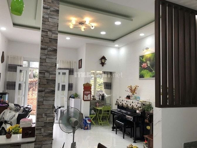 NHÀ 2LẦU HXH ĐƯỜNG SỐ 7 , PHƯỜNG 3 , QUẬN - GV