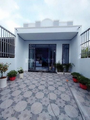 Vỡ nợ nên cần bán gấp nhà Đ. Trần Tử Bình, Củ Chi 113m2 SHR. Giá 650tr