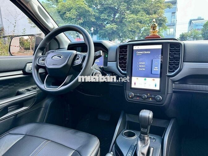 Ford Ranger XLS 2024 AT 1 cầu - 17000 km