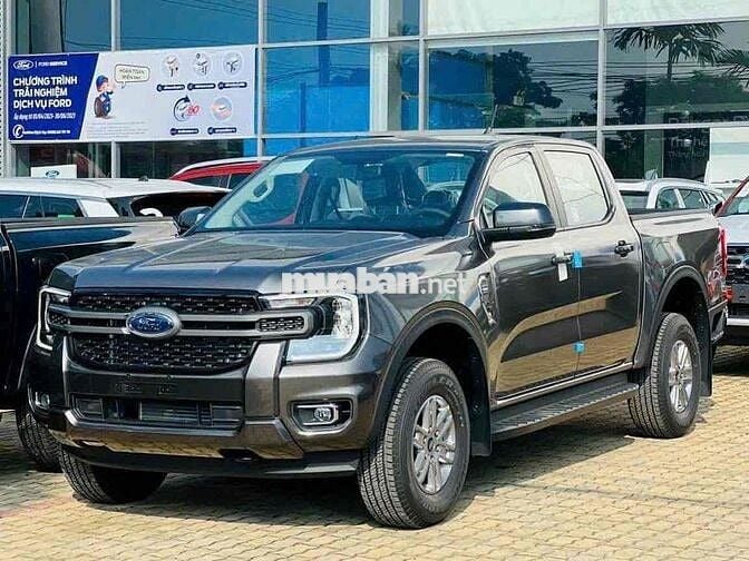 Ford Ranger 2025 nhận xe chỉ từ 180 triệu