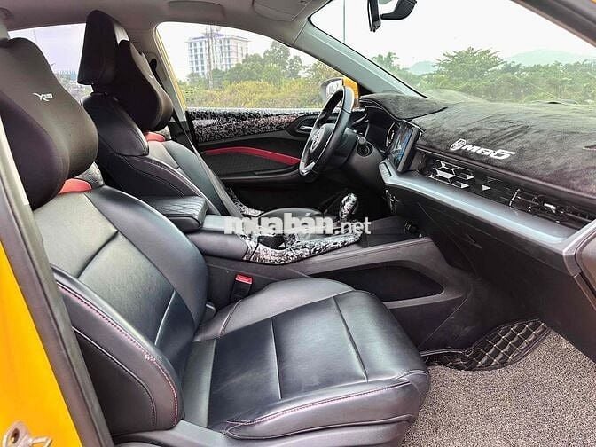 MG5 2022 Luxury 4 đồng có số tự động