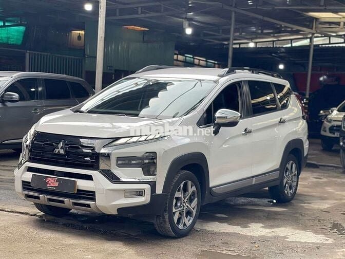 Mitsubishi Xpander Cross 2023, màu trắng,42.000 km