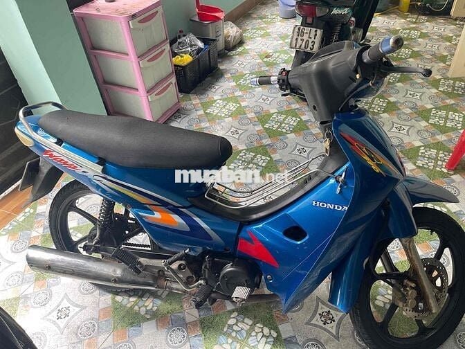 Bán wave hq rất đẹp, máy êm, giấy tờ đầy đủ