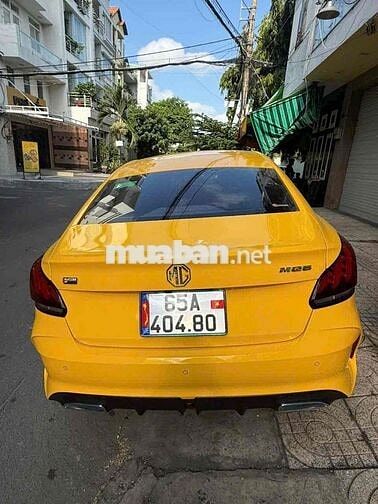 MG MG5 2023 - 35000 km bank 70%