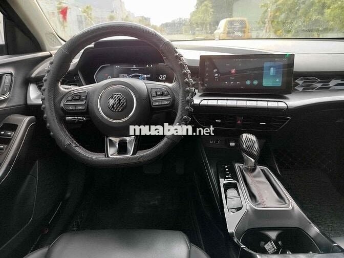 MG MG5 2022 Luxury - 25000 km