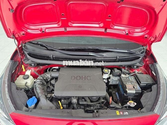 Kia Morning 2021 GT-Line 1.2AT,màu đỏ, 33.000 km